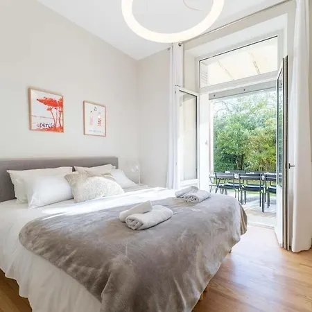 Tres Bel En Rez De Jardin, Pereire, 100 M De La Апартаменты