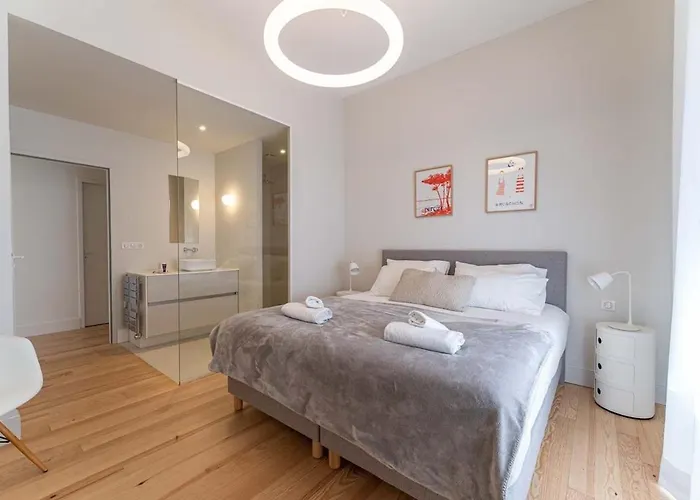 Tres Bel En Rez De Jardin, Pereire, 100 M De La Lejlighed *